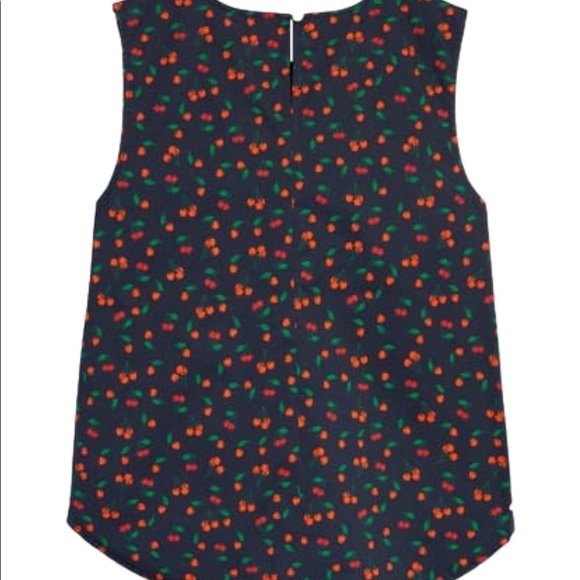 1901 New Without Tags Navy Tossed Cherry Side Button Poplin Tank Top - Picture 2 of 9